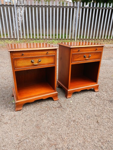 Pretty pair yew bradley - pair,
